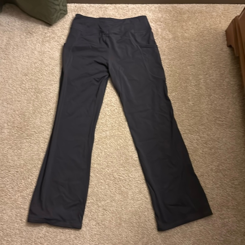 Bootcut athletic pants